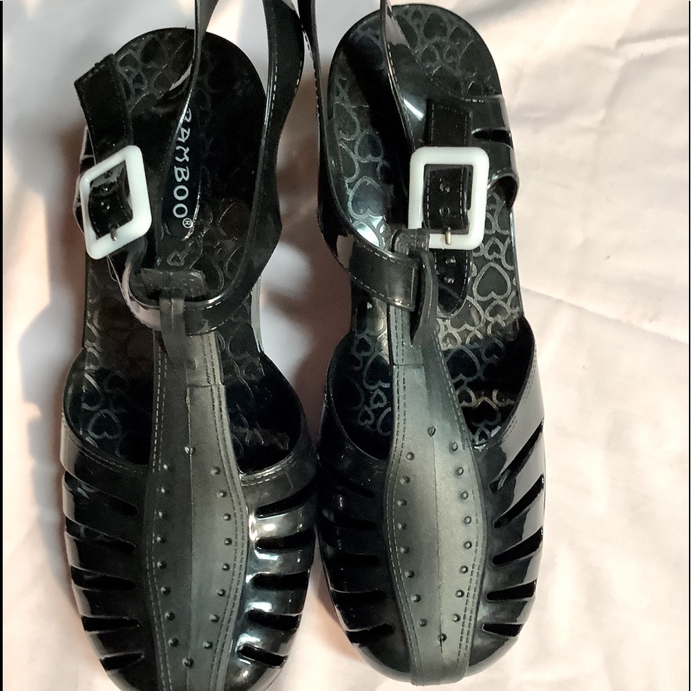 BAMBOO JELLY SANDALS BLACK BRAND NEW ~ SIZE 8